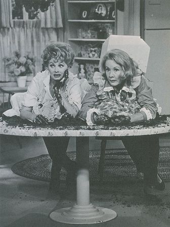 Lot #1477 Vivian Vance Signed Note - Image 2