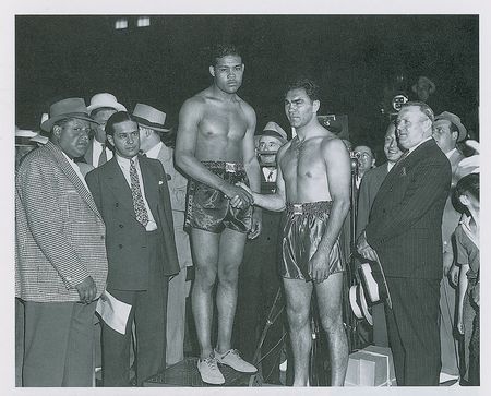 Lot #1632 Joe Louis Signature - Image 2