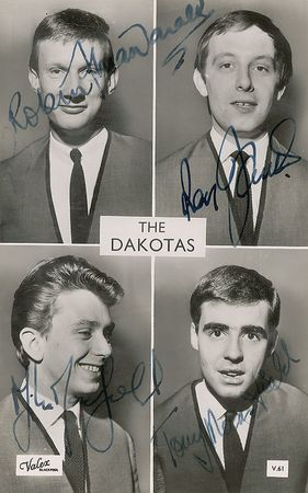 Lot #1196 Billy J. Kramer and the Dakotas Signed Photographs - Image 2