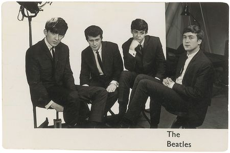 Lot #6 Beatles - Image 2