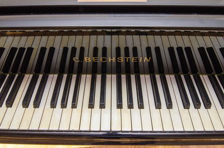 Lot #512 Billy Joel - Image 17