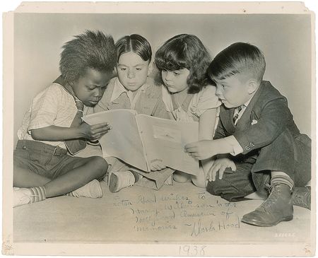 Lot #1193 Our Gang: Darla Hood: Vintage signed photo from the Our Gang days - Image 2