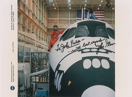 Lot #494 John Glenn Signed Photographs - Image 1