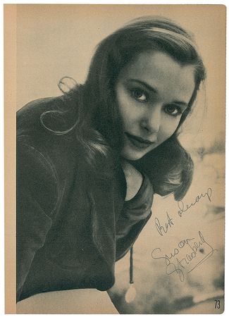 Lot #1125 Hollywood Dream Girls: Stars add their names to the first issue of Hollywood Dream Girls - Image 3