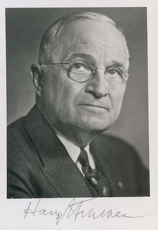 Lot #102 Harry S. Truman Signed Photograph and Signature - Image 1