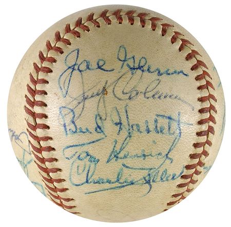 Lot #1306 NY Yankees Old-Timers: Featuring four Hall of Famers and the very scarce Pipp - Image 4