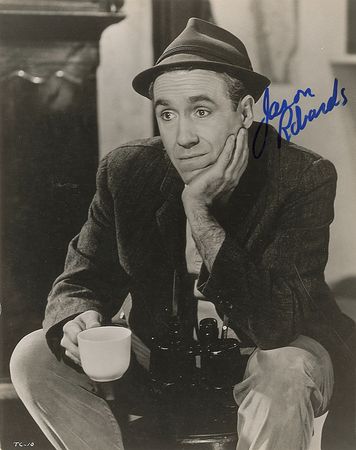 Lot #1212 Jason Robards and Martin Sheen Signed Photographs - Image 1