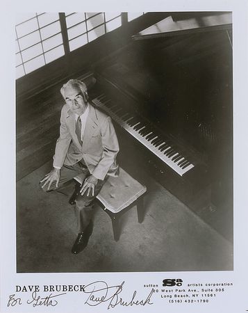 Lot #811 Dave Brubeck Signed Photographs - Image 2