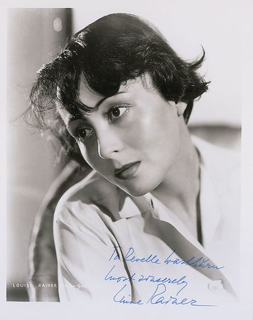 Lot #1201 Luise Rainer Signed Photographs - Image 2