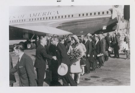 Lot #143 John and Jacqueline Kennedy Photographs of Their Arrival in Dallas - Image 1