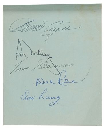 Lot #1525 Baseball Hall of Famers: Late-1940s autograph book featuring Cobb, DiMaggio, Musial, and Williams - Image 5