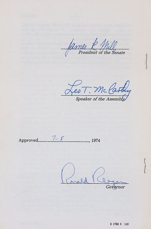 Lot #381 Ronald Reagan: Passing a bill to aid handicap students - Image 2
