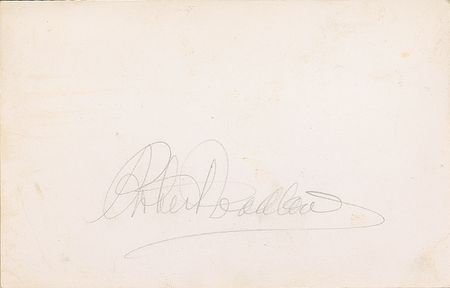 Lot #637 Robert Wadlow Signed Photograph - Image 1