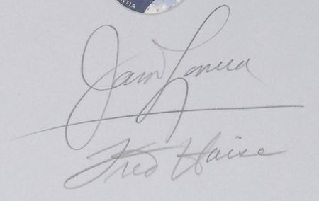 Lot #323 Apollo Astronauts - Image 11