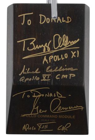 Lot #293 Apollo Astronauts - Image 4