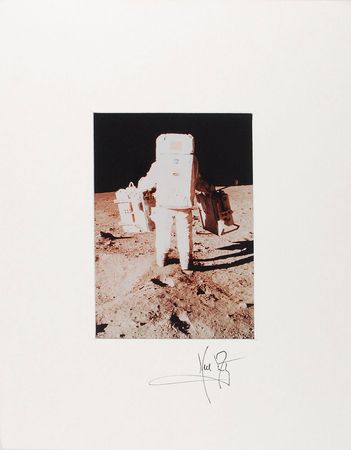Lot #443 Neil Armstrong - Image 1