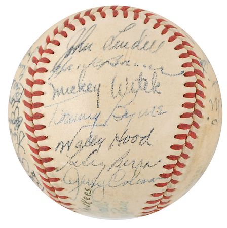 Lot #1442 NY Yankees Baseball - Image 2