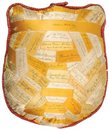 Lot #491 Spanish-American War: Patriotic handmade pillow celebrating over 70 participants in the Spanish-American War, including McKinley, Roosevelt, and Dewey - Image 1