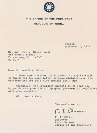 Lot #350 Chiang Kai-Shek Signed Photograph - Image 2