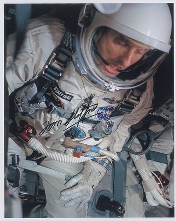 Lot #636 Tom Stafford Signed Photographs - Image 2