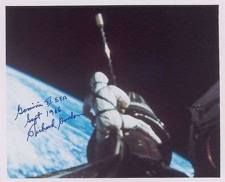 Lot #609 Richard Gordon Signed Photographs - Image 2
