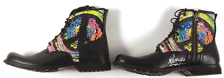 Lot #916 Beatles: Ringo Starr: Limited edition Starr-designed Timberlands - Image 1