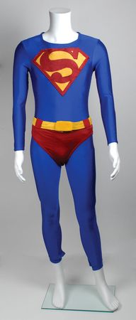 Lot #694 Superman Lois and Clark: Dean Cain - Image 1