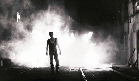 Lot #672  Streets of Fire: Willem Dafoe - Image 6