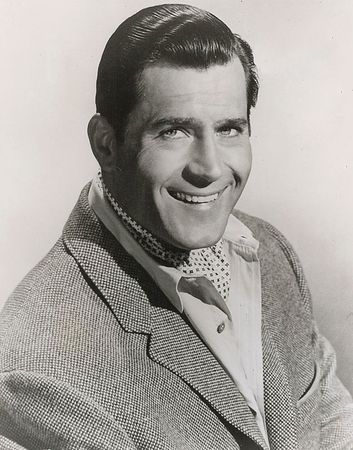 Lot #537 Cheyenne: Clint Walker - Image 6