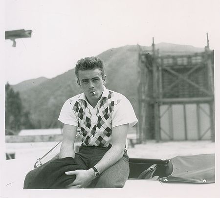 Lot #240 James Dean - Image 2