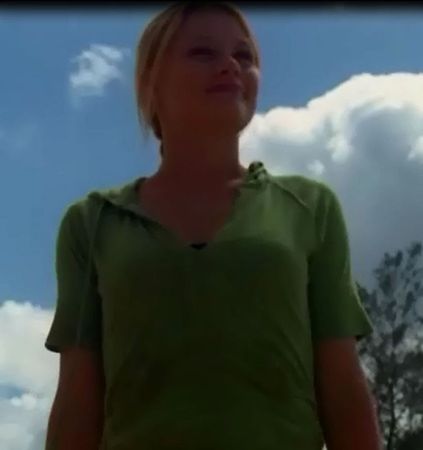 Lot #692 Lost: Emilie de Ravin - Image 4