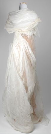 Lot #695 Xena: Lucy Lawless - Image 2
