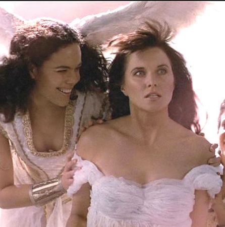Lot #695 Xena: Lucy Lawless - Image 3