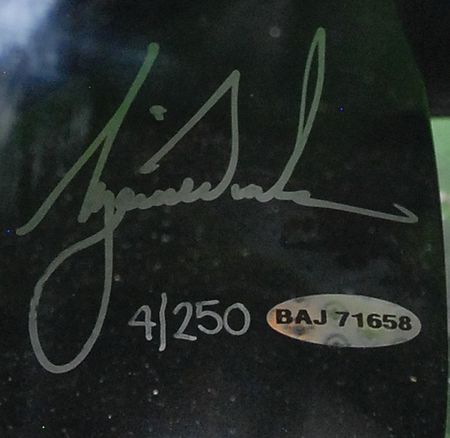 Lot #1353 Tiger Woods: Awesome Upper Deck Nike driver head - Image 2