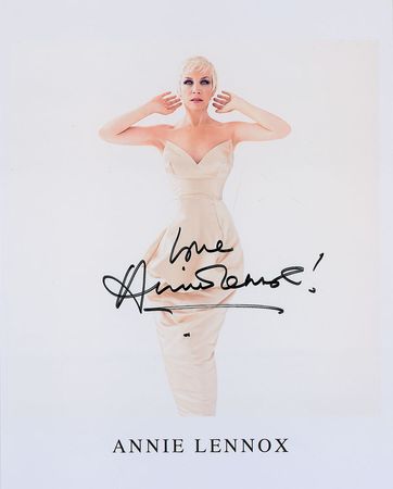 Lot #922 Annie Lennox Signed Photographs - Image 1