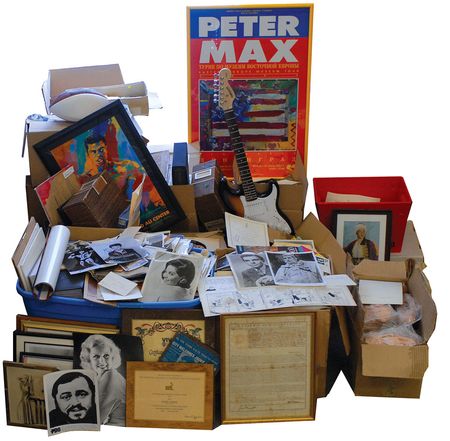 Lot #993 Lifetime Collection: Over 10,000 pieces