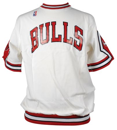 Lot #1368 Michael Jordan: On the cusp of greatness?rare shooting shirt from 1989?90 - Image 1