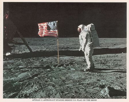 Lot #499 Apollo 11: Official NASA lithos of the first manned lunar mission - Image 2