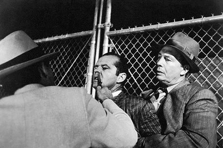 Lot #847 Chinatown: Jack Nicholson: Nicholson?s screen-worn suit from the chilling nose-cutting scene of the film noir classic Chinatown - Image 3