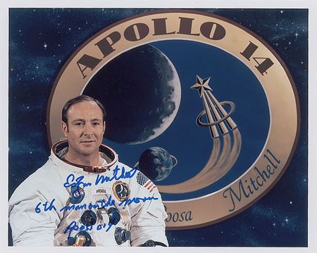 Lot #471 Edgar Mitchell Signed Photographs - Image 1