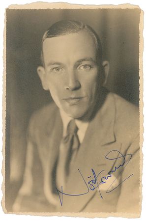 Lot #780 Actors and Actresses Signed Photographs - Image 3