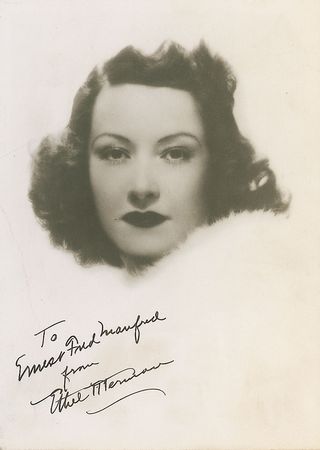 Lot #782 Actors and Actresses Signed Photographs - Image 4
