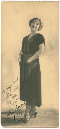 Lot #782 Actors and Actresses Signed Photographs - Image 7