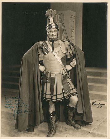 Lot #783 Actors and Actresses Signed Photographs - Image 5