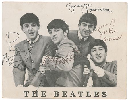 Lot #8 Beatles - Image 1