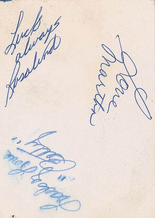 Lot #585 Martha and The Vandellas - Image 2
