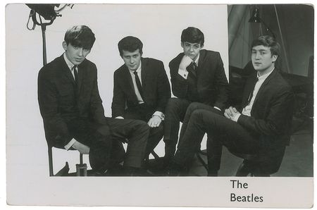Lot #7 Beatles - Image 2