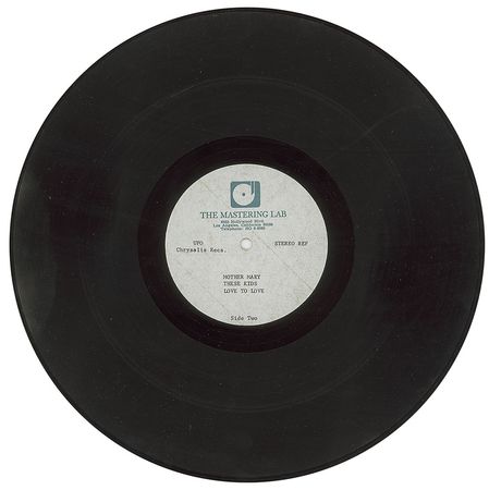 Lot #821 UFO: Lights Out - Image 1