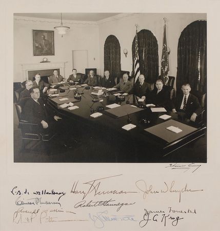 Lot #65 Harry S. Truman and Cabinet: Oversized Harris and Ewing portrait of Truman’s cabinet - Image 2
