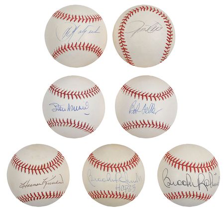 Lot #1072 Baseball Hall of Famers Baseballs and Bat - Image 2
